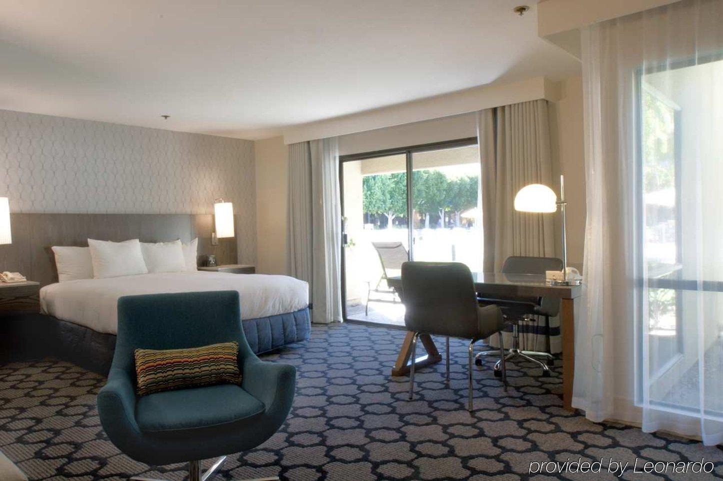 Hilton Resort 4*